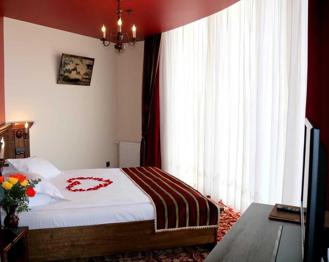 Castel Transilvania Baia Mare Exterior photo