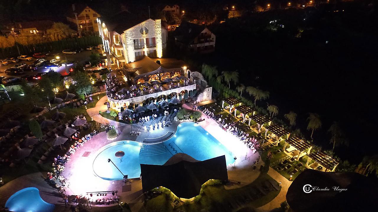 Castel Transilvania Baia Mare Exterior photo
