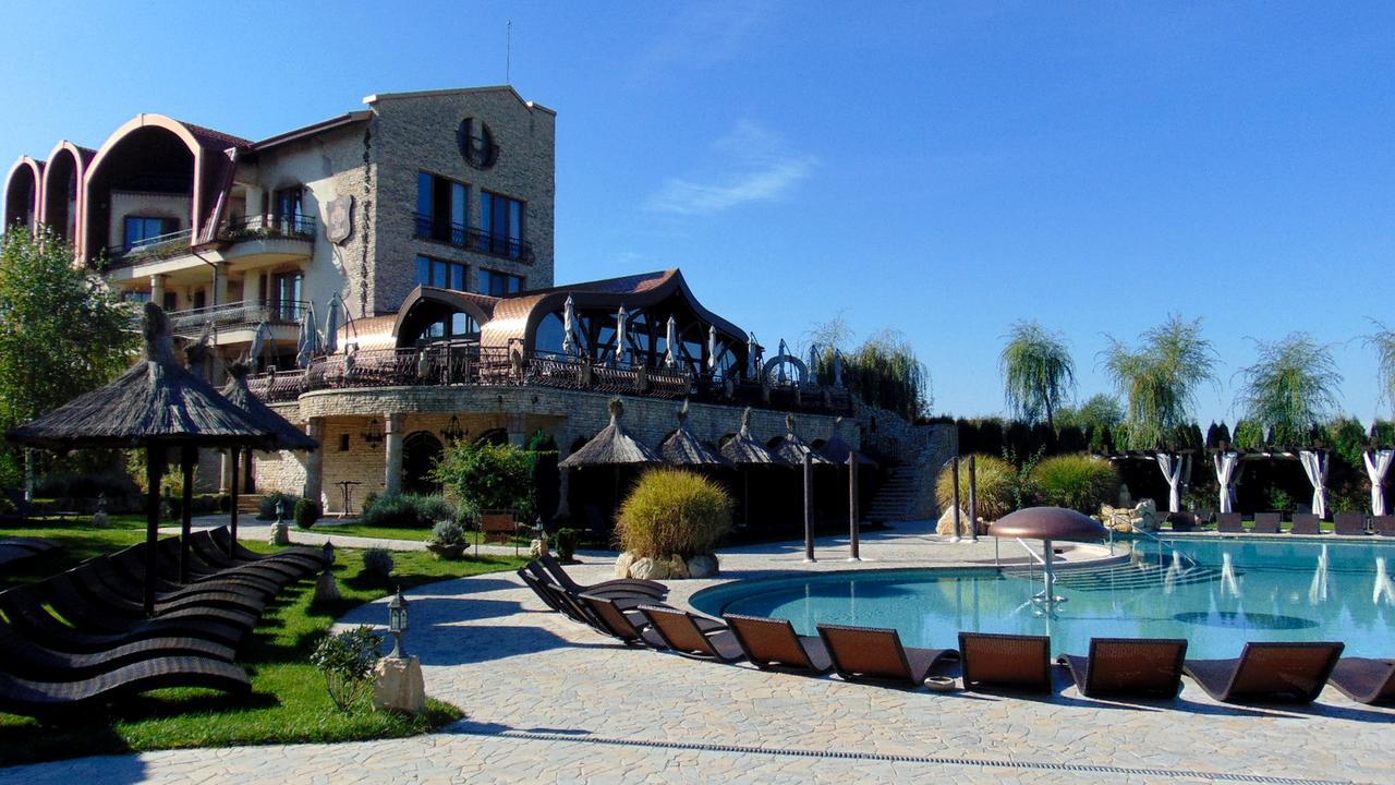 Castel Transilvania Baia Mare Exterior photo